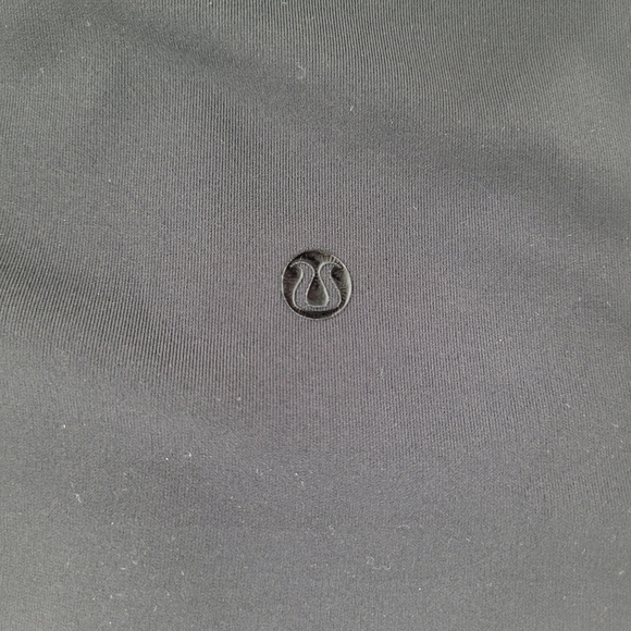 LULULEMON Hot to street mesh crop leggings… - Picture 6 of 8